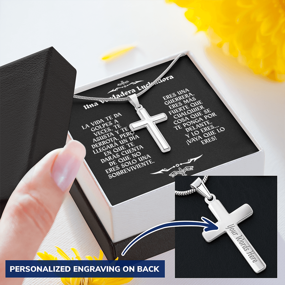 Collar con Cruz y Mensaje en Español - Una Verdadera Luchadora - Regalo para Mujer