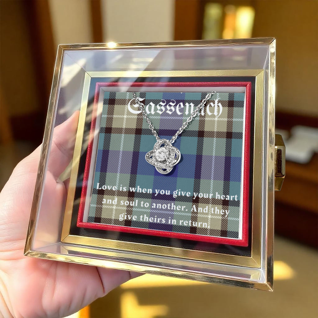 To My Sassenach – Love Knot Necklace & Preserved Rose Gift Box