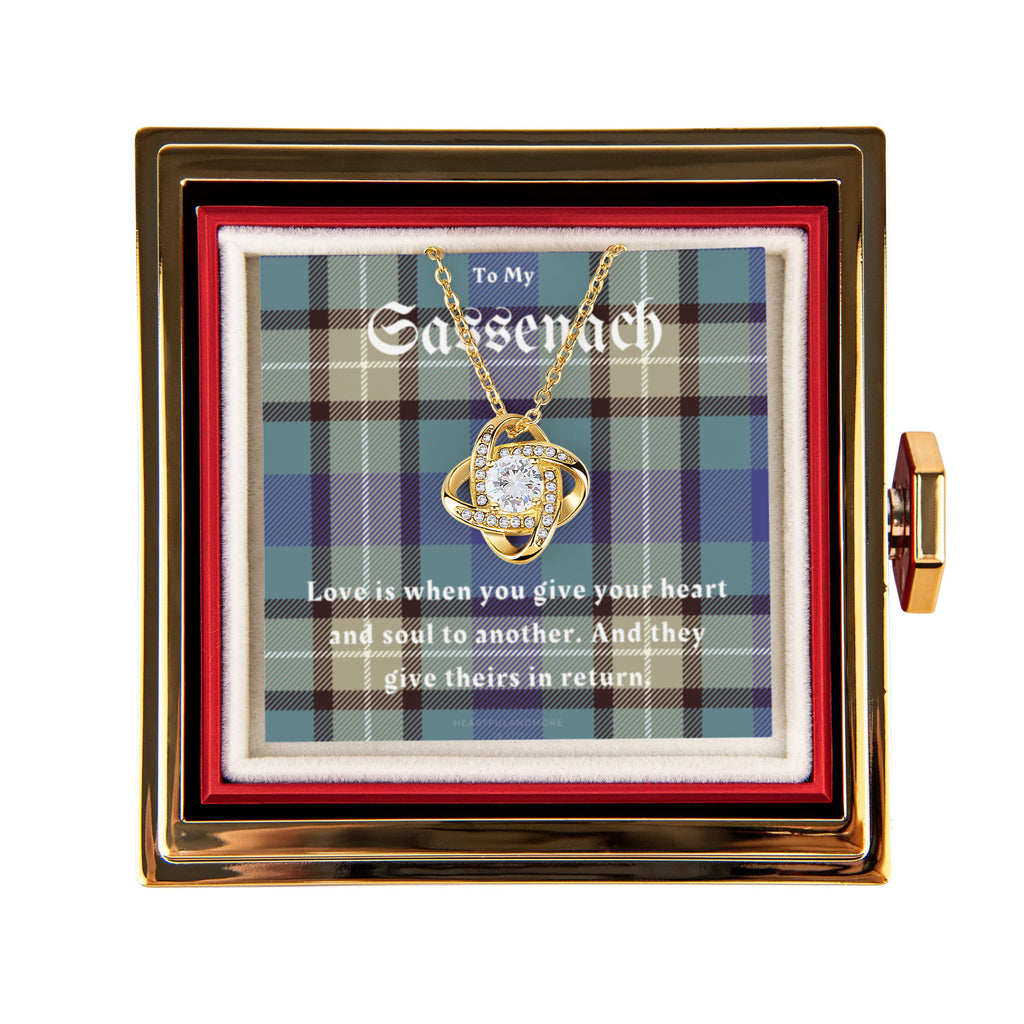 To My Sassenach – Love Knot Necklace & Preserved Rose Gift Box