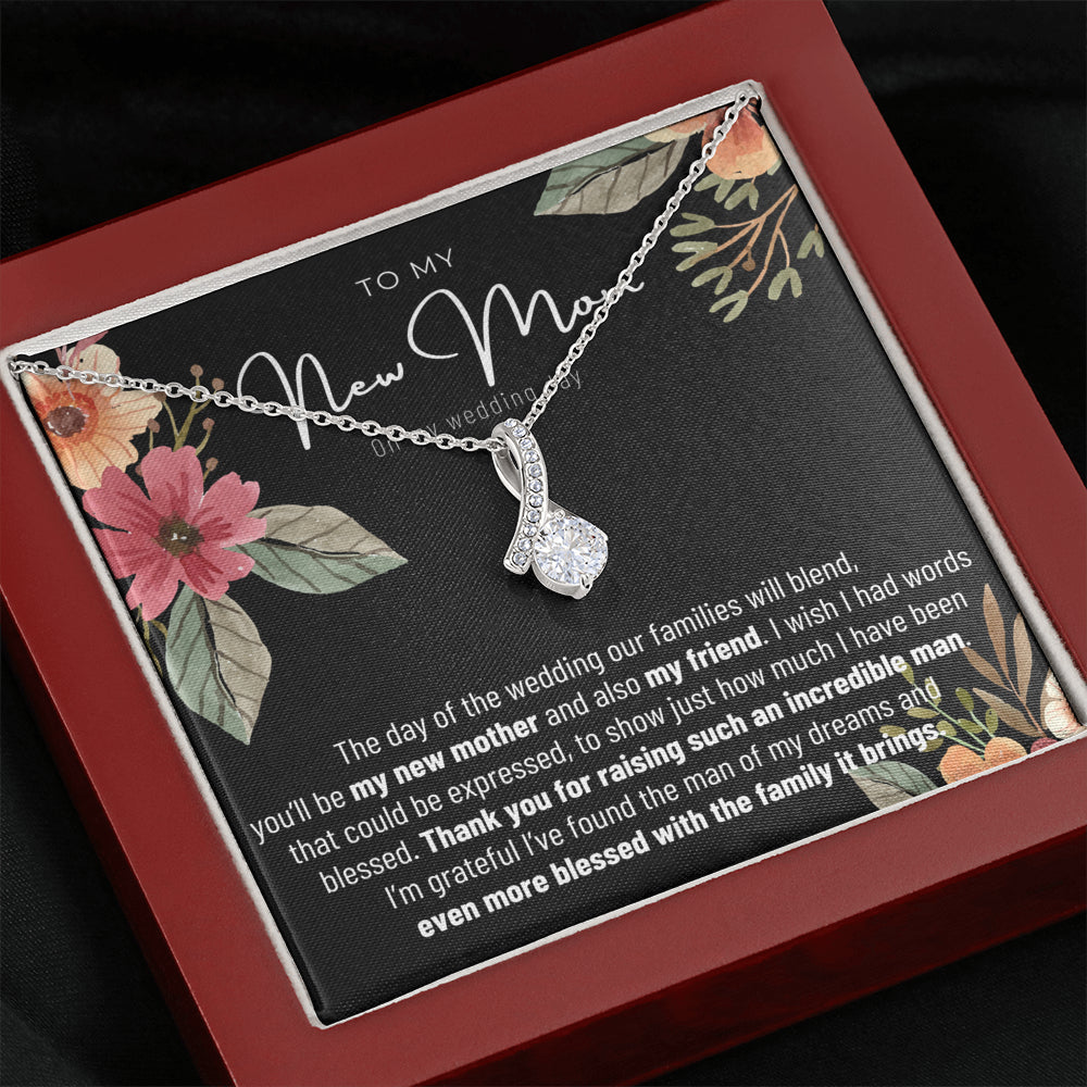 2 ALLURING BEAUTY Necklace