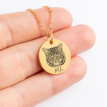 Load image into Gallery viewer, Custom Cat Portrait Necklace: The Perfect Gift and Memorial Keepsake for Cat Owners
